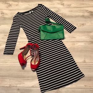 Black and White Dress, Red Heels and Green Handbag
